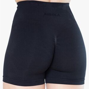 Aurola Shorts